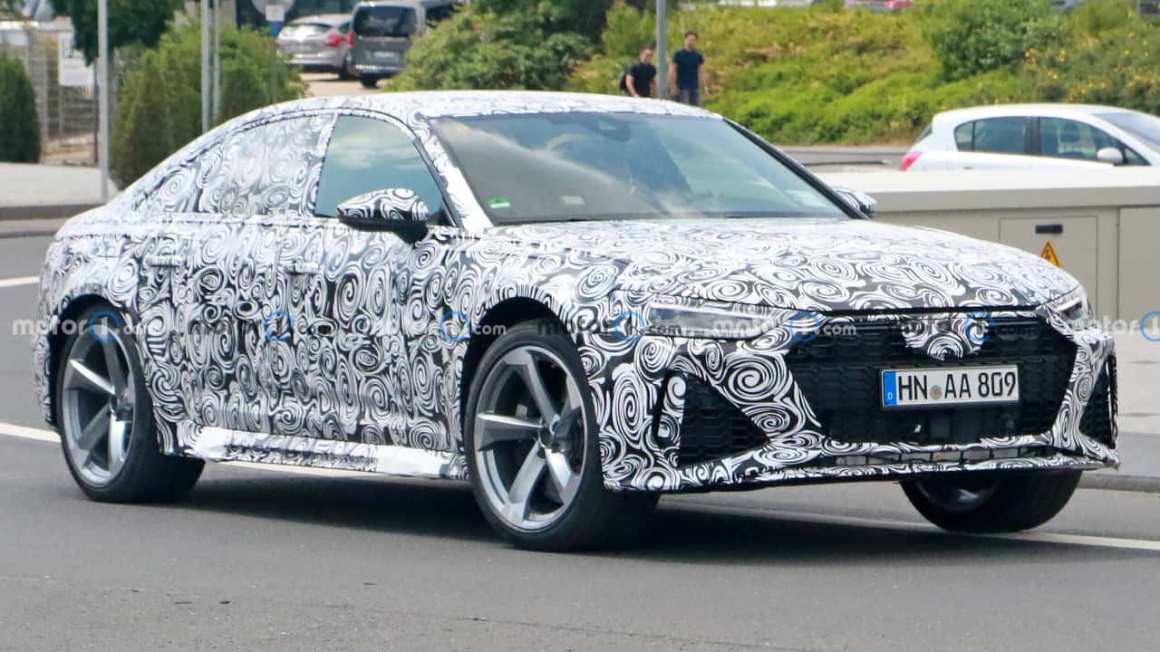 Next-gen Audi RS7 spy photos.